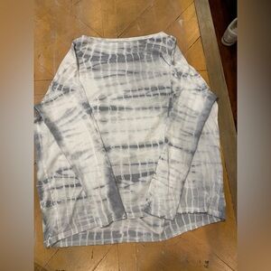 Lululemon Oversized Back In Action Shirt Women’s Size S Grey Tie Dye Long Sleeve